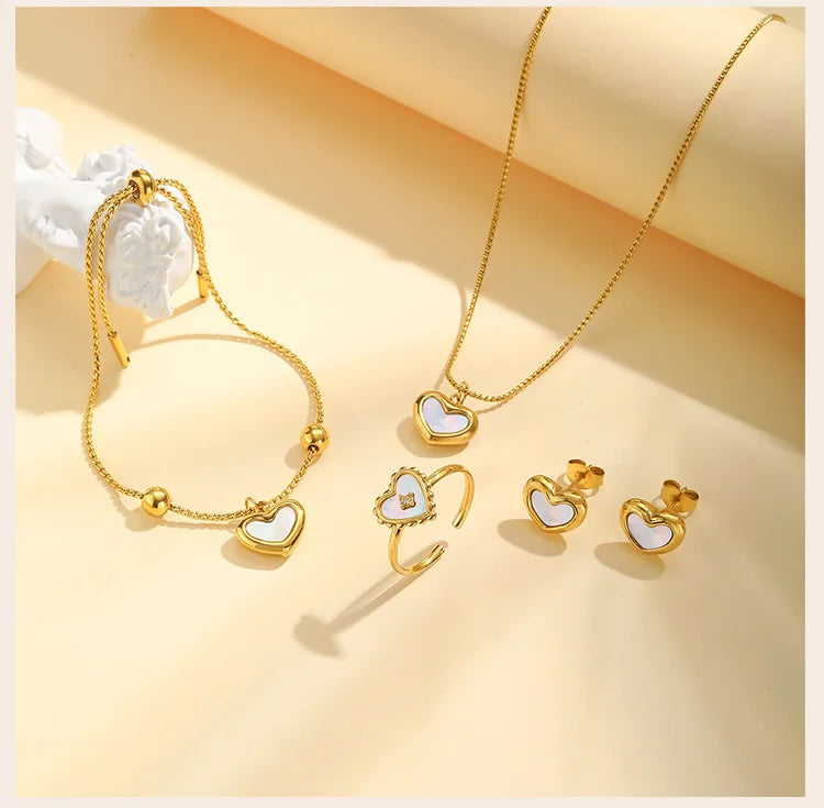 Waterproof Heart Charm Bracelet for Women | Adjustable Stainless Steel Love Chain Bracelet | Tarnish-Resistant Gold Bracelet | Gift for Her